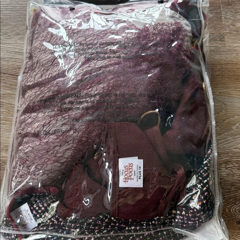 NEW! Spirit Mary Sanderson Costume Size 1X (18-20) - Picture 6 of 6